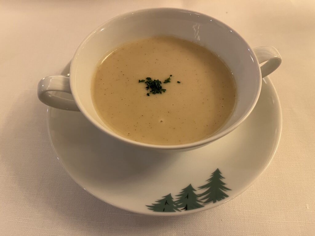 さつまいものポタージュは子供のコースにも入ってました